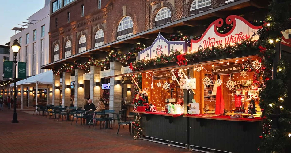 Christmas in Savannah: Holiday Lights, Events & Southern Festivities