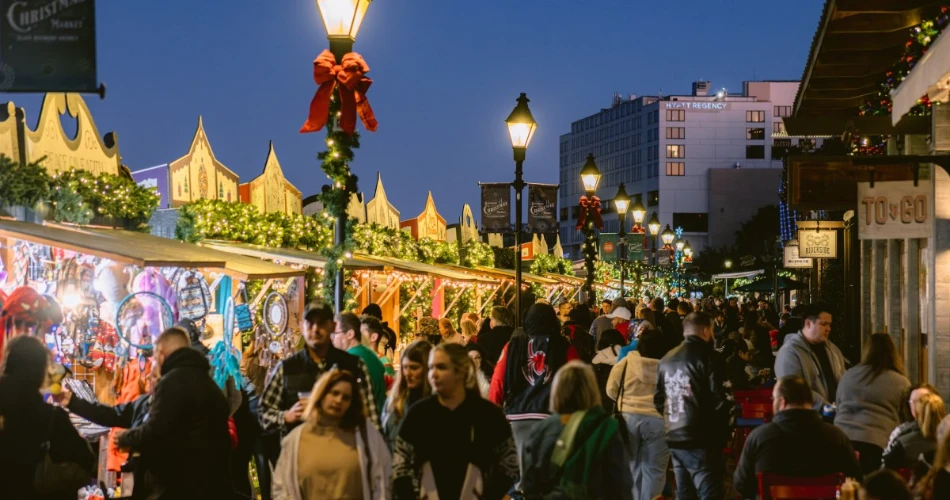 Christmas in Savannah: Holiday Lights, Events & Southern Festivities