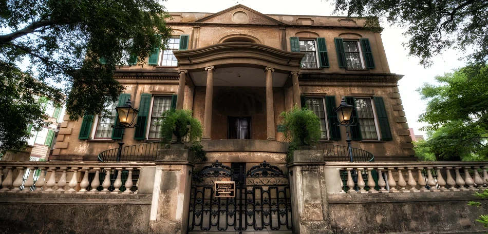 Top Landmarks and Historic Sites to Visit in Savannah
