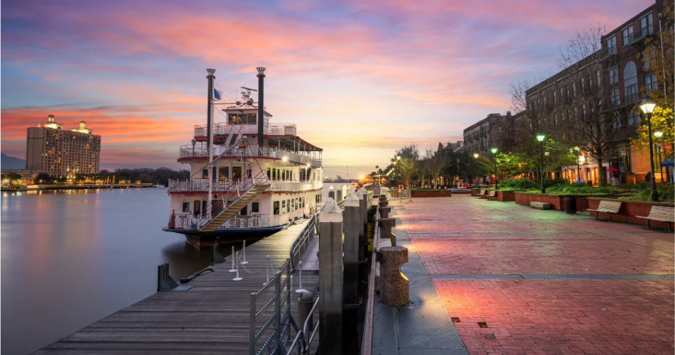 Top Landmarks and Historic Sites to Visit in Savannah
